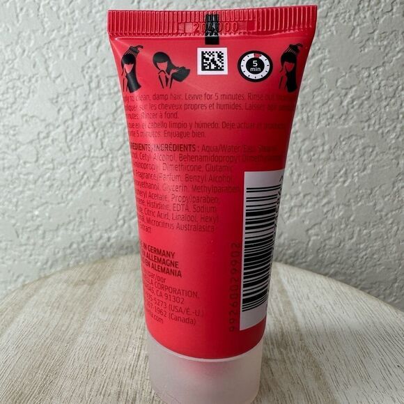 $4 🌙 Wella Invigo Brilliance Normal Hair Mask‎ / Treatment - Picture 3 of 4